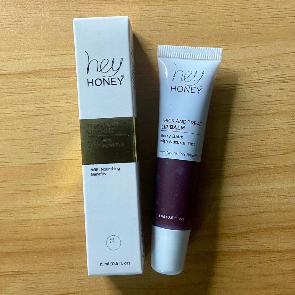 Hey Honey Trick & Treat Berry Lip Balm with Natural Tint - Picture 3 of 9